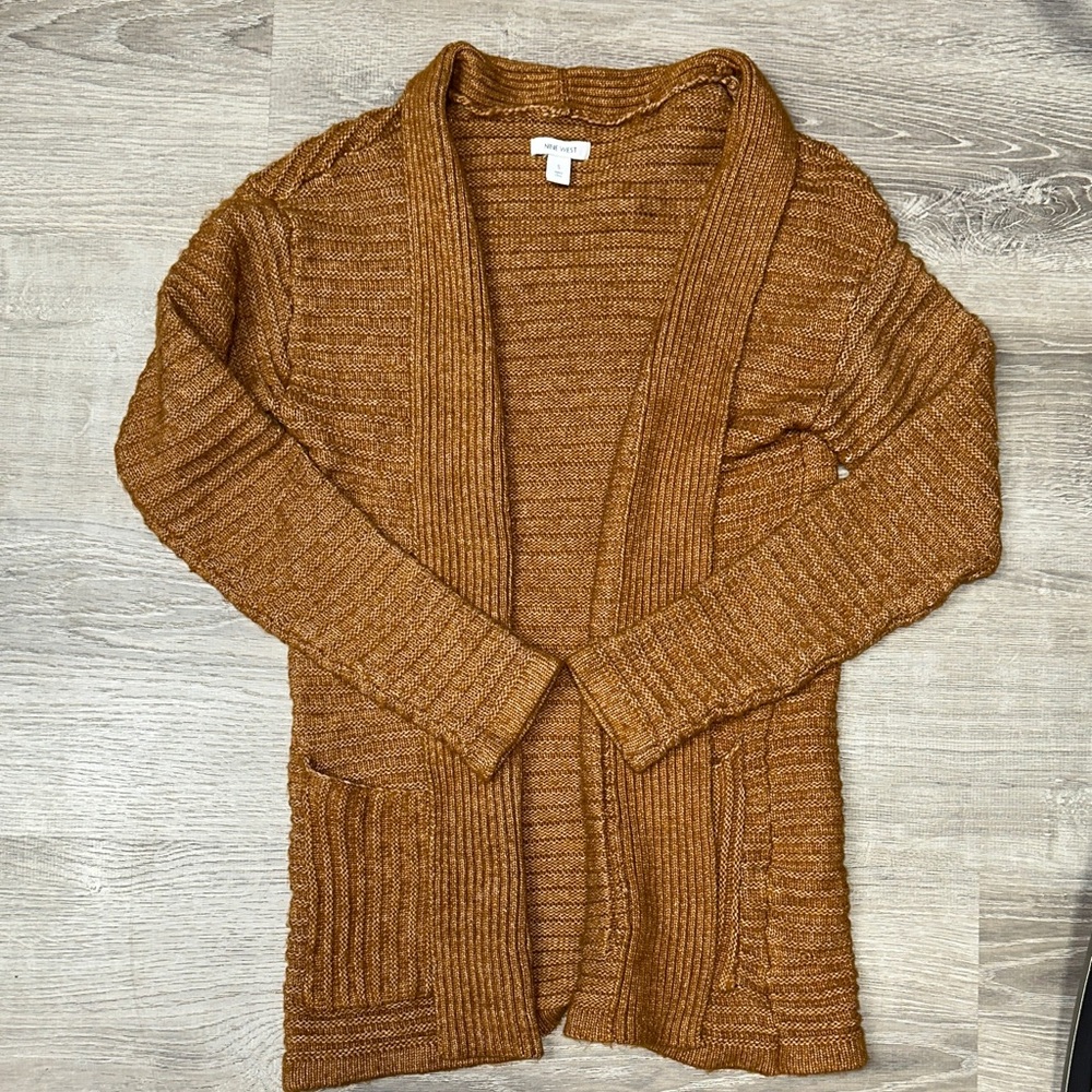 NWOT Women's Small Nine West Dark Carmel Cardigan Sweater